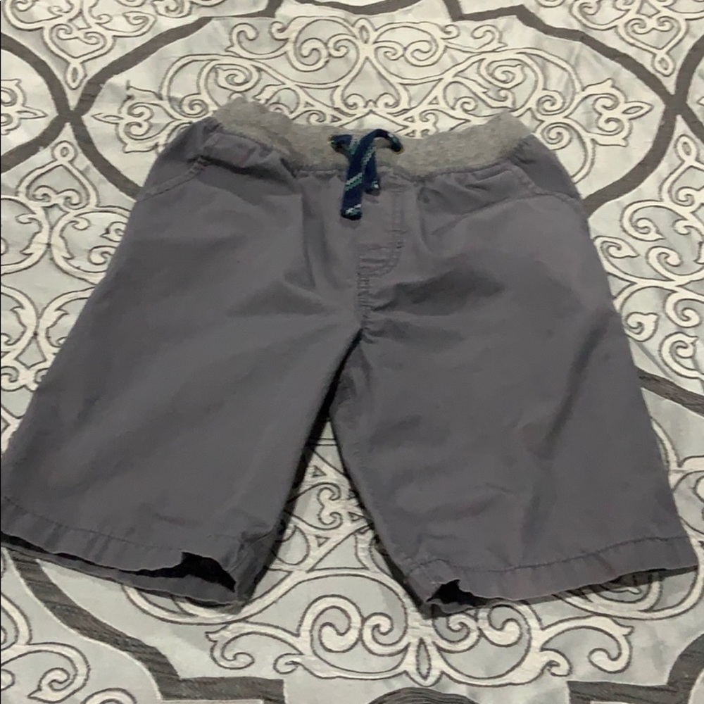 3/$15 SALE Boys Carter’s shorts